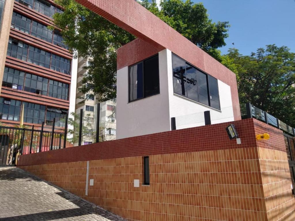 Maravilhoso Apartamento 2 Quartos Com Ofuro Porto Da Barra Salvador Summer Barra Flat المظهر الخارجي الصورة